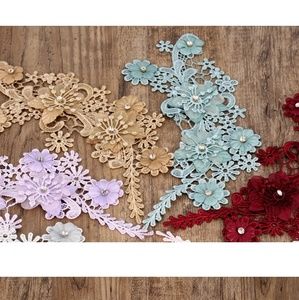 Creative Design Embroidered Flower Lace Applique